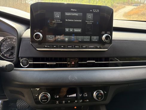 Used 2024 Mitsubishi Outlander SE image 28