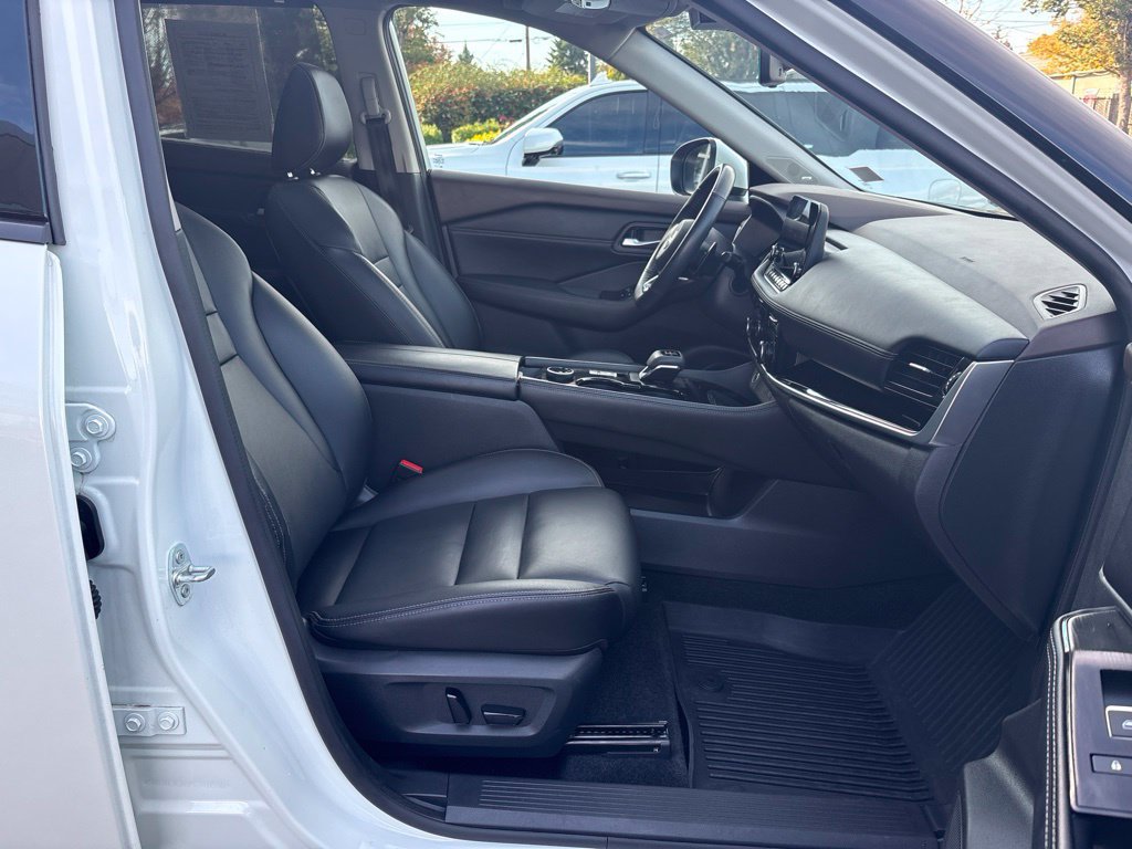Used 2023 Nissan Rogue SL w/ SL Premium Package AWD/4WD image 24