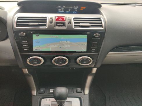 Used 2018 Subaru Forester 2.5i Limited AWD/4WD image 10