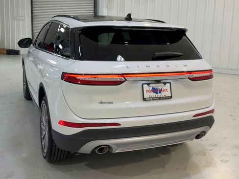 Used 2025 Lincoln Corsair FWD w/ Equipment Group 101A image 8