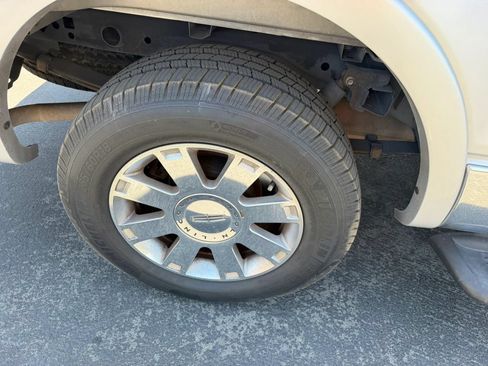 Used 2006 Lincoln Mark LT 2WD image 30