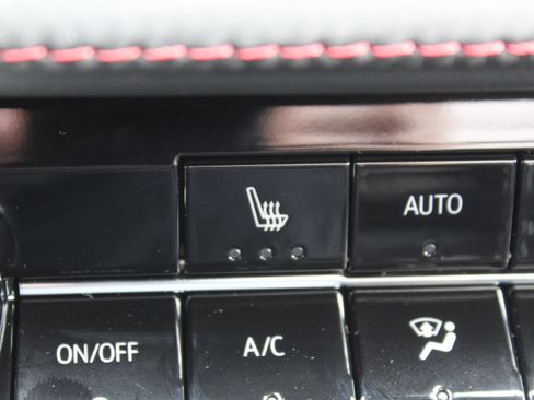 New 2026 Chevrolet Equinox RS image 14