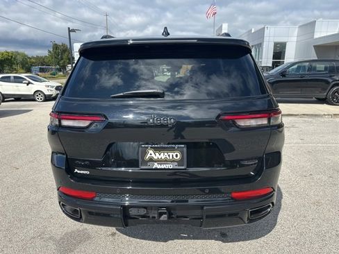 Used 2025 Jeep Grand Cherokee L Summit w/ Obsidian Package image 7