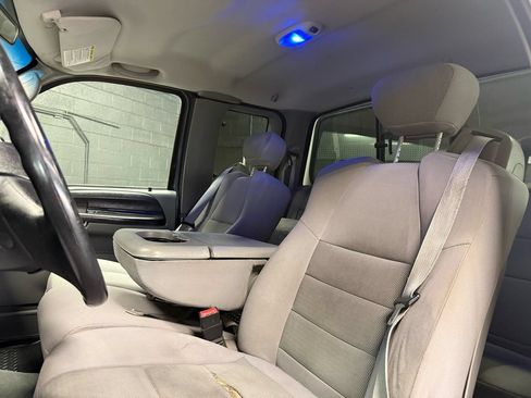 Used 2005 Ford F250 XLT AWD/4WD image 13