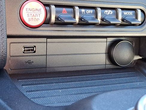 Used 2022 Ford Mustang Shelby GT500 w/ Technology Package image 24