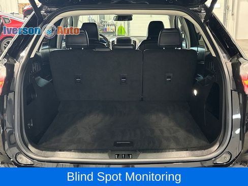 Used 2024 Ford Edge SEL w/ Convenience Package image 9