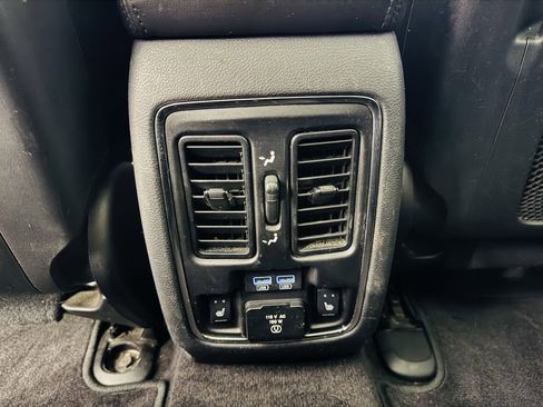 Used 2018 Jeep Grand Cherokee Limited AWD/4WD image 21