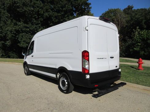 Used 2021 Ford Transit 250 Medium Roof w/ Load Area Protection Package RWD image 25