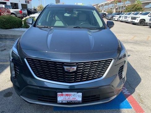 Used 2019 Cadillac XT4 Premium Luxury w/ Driver Assist Package FWD image 7