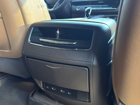 Used 2024 Cadillac Escalade ESV Sport w/ LPO, ONYX Package image 28