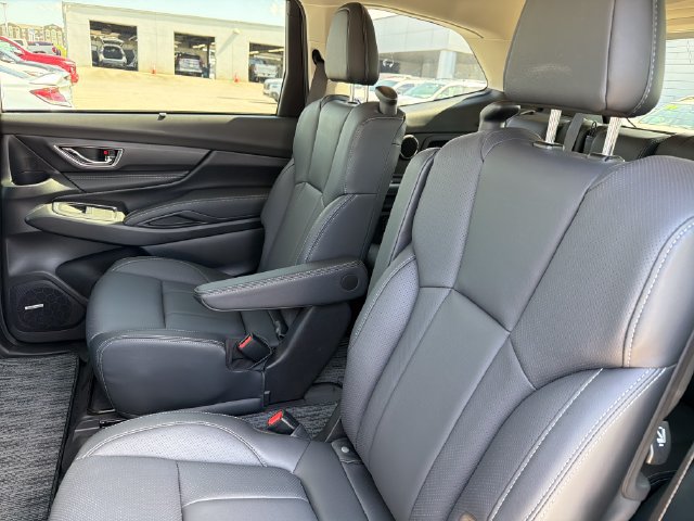Used 2026 Subaru Ascent Limited AWD/4WD image 22