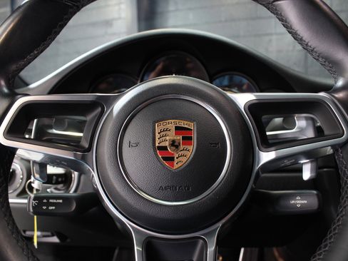Used 2019 Porsche 911 Carrera image 30