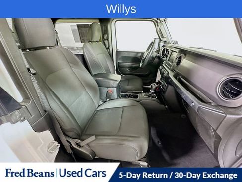 Used 2021 Jeep Wrangler Sport AWD/4WD image 28