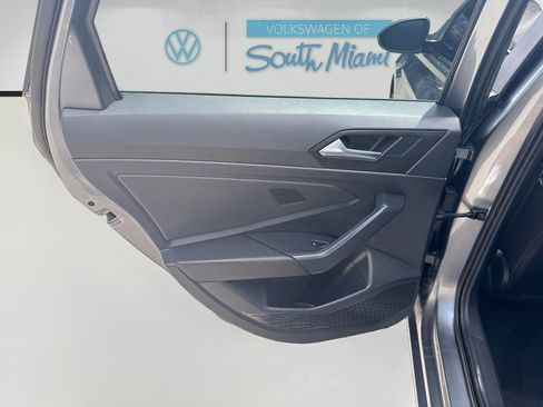 Used 2023 Volkswagen Jetta SE w/ Panoramic Sunroof Package FWD image 24