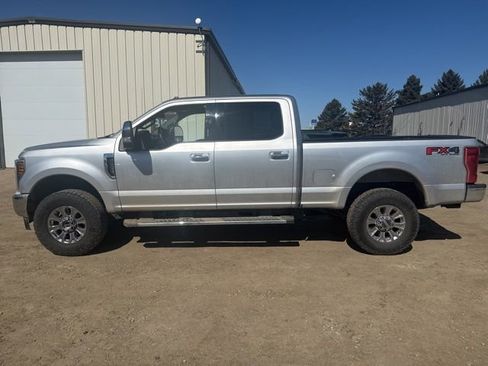 Used 2019 Ford F250 XLT w/ XLT Premium Package image 4