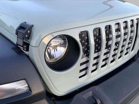 Used 2024 Jeep Wrangler Sport AWD/4WD image 22
