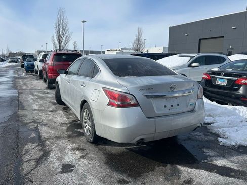 Used 2014 Nissan Altima 2.5 S image 3