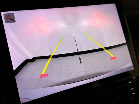 Used 2023 Jeep Grand Cherokee L Limited image 9