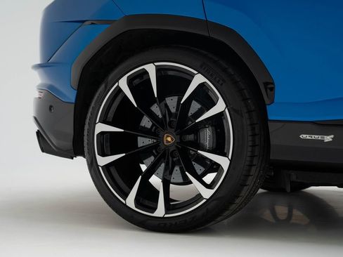 Used 2023 Lamborghini Urus S image 54