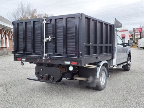 Certified 2020 Ford F350 Lariat w/ Lariat Value Package image 5