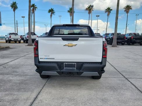 New 2026 Chevrolet Silverado EV LT image 7