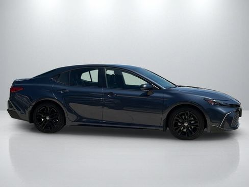 Used 2026 Toyota Camry SE w/ Convenience Package FWD image 4