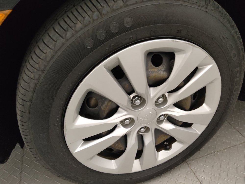 Used 2020 Kia Soul LX FWD image 31