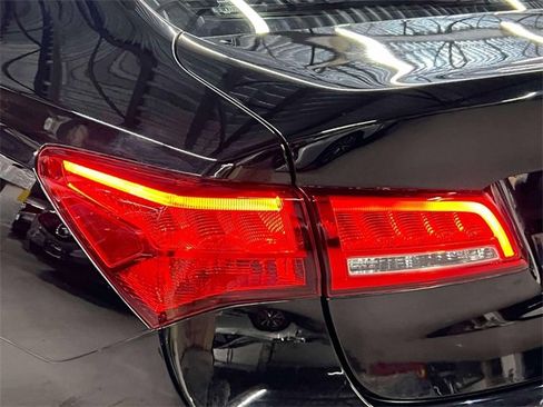 Used 2020 Acura TLX w/ Technology Package image 8