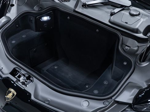 Used 2026 Lamborghini Temerario AWD/4WD image 37