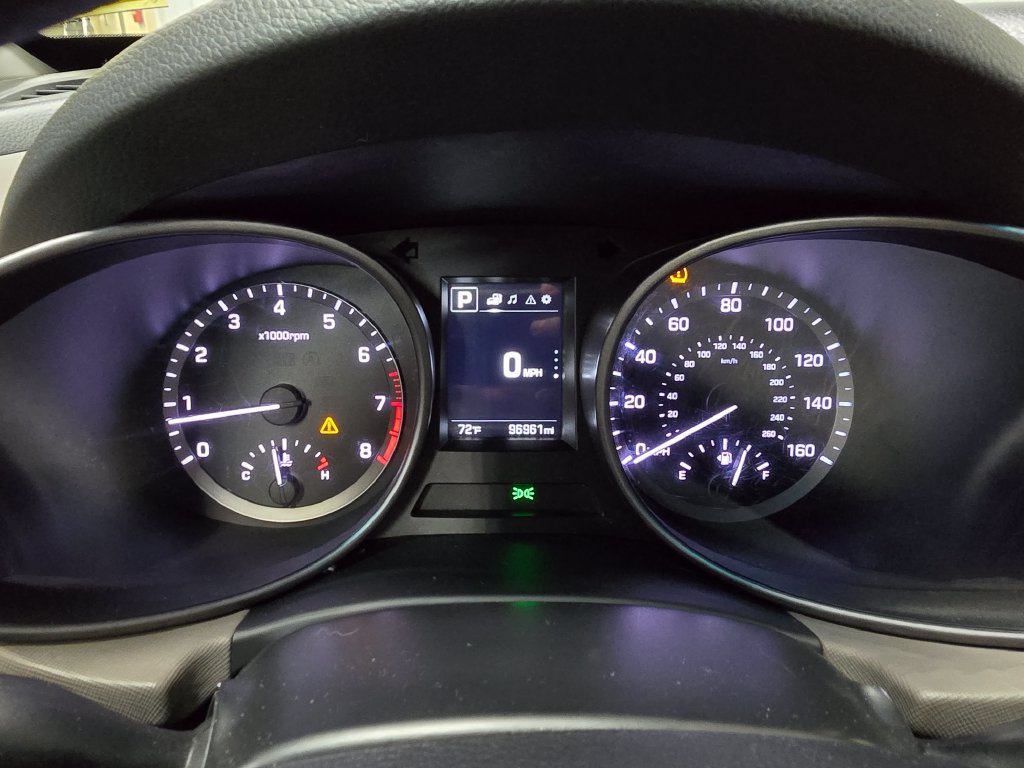 Used 2018 Hyundai Santa Fe Sport FWD image 27