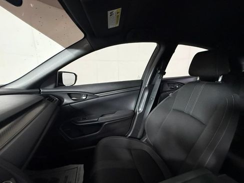Used 2018 Honda Civic Sport image 17