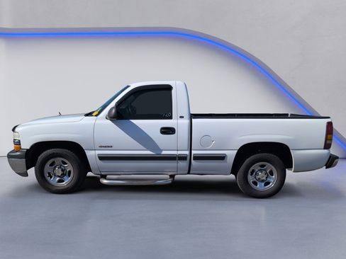 Used 2000 Chevrolet Silverado 1500 2WD Regular Cab w/ Exterior Appearance Pkg image 5