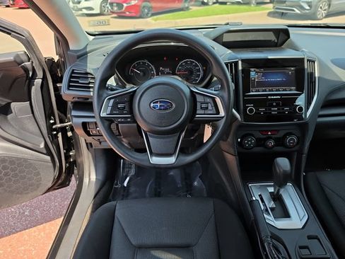 Used 2017 Subaru Impreza 2.0i AWD/4WD image 13
