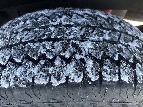 Used 2024 GMC Sierra 1500 AT4 w/ Technology Package image 21