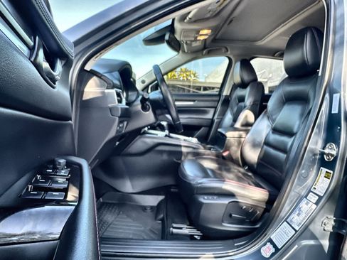 Used 2023 MAZDA CX-5 Carbon Edition image 2