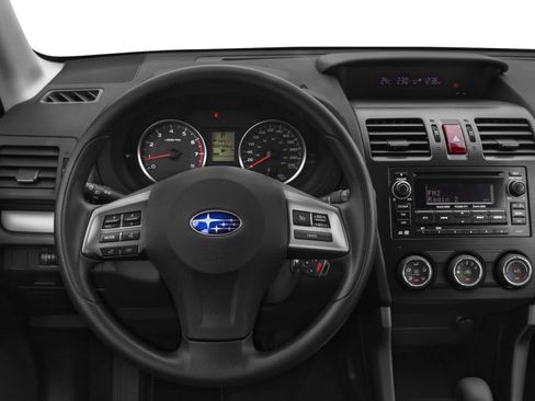 Used 2016 Subaru Forester 2.5i Premium AWD/4WD image 4
