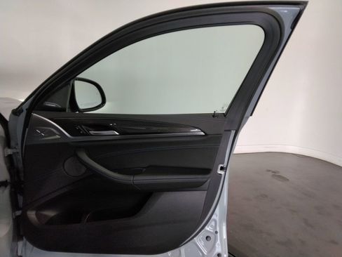 Used 2023 BMW X4 M40i image 43