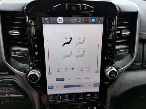 Used 2024 RAM 2500 Laramie w/ Night Edition AWD/4WD image 29