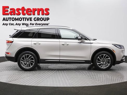 Used 2022 Lincoln Corsair FWD w/ Equipment Group 101A image 4