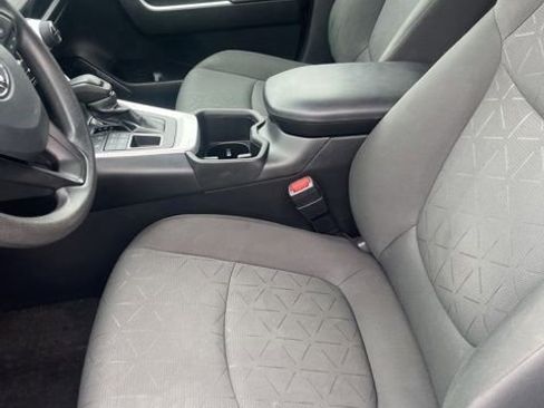 Used 2024 Toyota RAV4 XLE AWD/4WD image 13