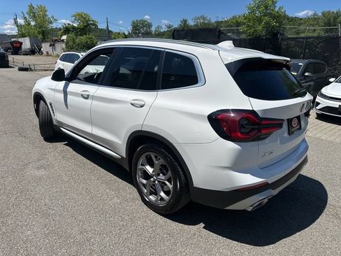 Used 2023 BMW X3 xDrive30i w/ Convenience Package AWD/4WD image 4
