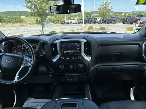 Used 2021 Chevrolet Silverado 1500 RST w/ All Star Edition Plus AWD/4WD image 17