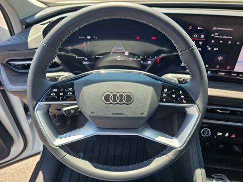 New 2025 Audi Q5 Premium Plus image 16