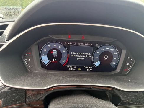 Used 2024 Audi Q3 2.0T Premium AWD/4WD image 4
