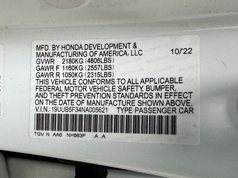 Used 2022 Acura TLX image 11