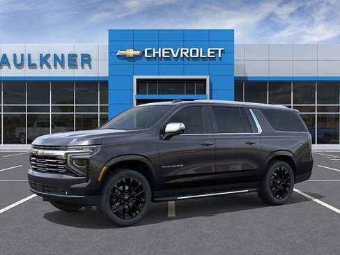 New 2026 Chevrolet Suburban Premier AWD/4WD image 2