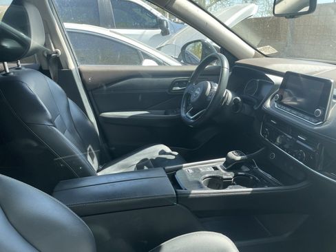 Used 2022 Nissan Rogue SL FWD image 6
