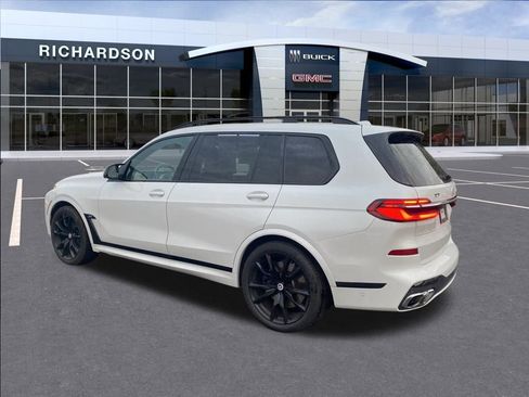 Used 2023 BMW X7 M60i w/ Executive Package image 40