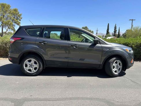 Used 2017 Ford Escape S image 5