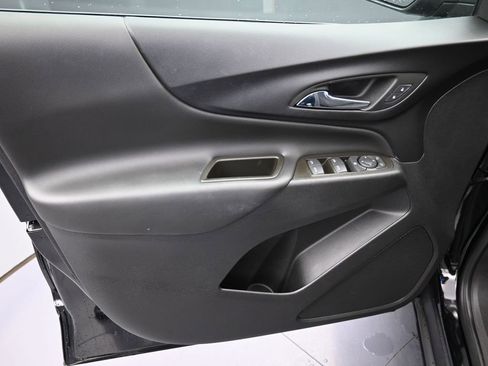 Used 2023 Chevrolet Equinox LT image 20
